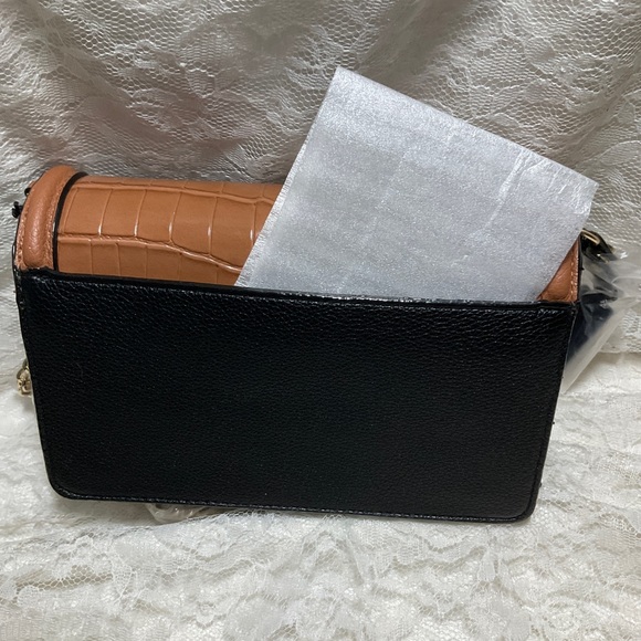 NWT VICTORIA’s SECRET BLACK & BROWN CROSSBODY - chain strap - Picture 2 of 9